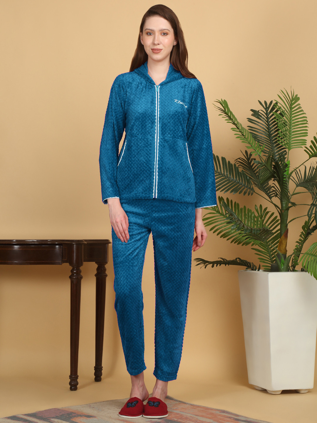 

KLOTTHE Women Night suit, Blue
