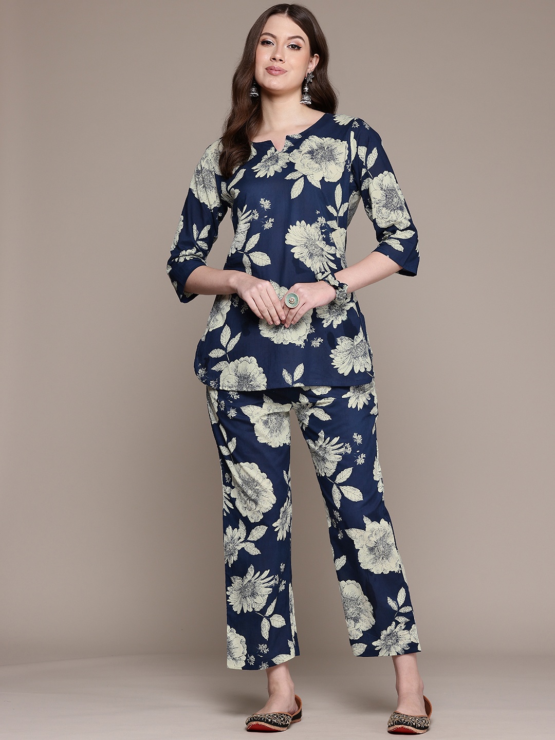 

Readiprint Fashions Women Floral Printed Pure Cotton Tunic with Trousers & Scrunchie, Navy blue