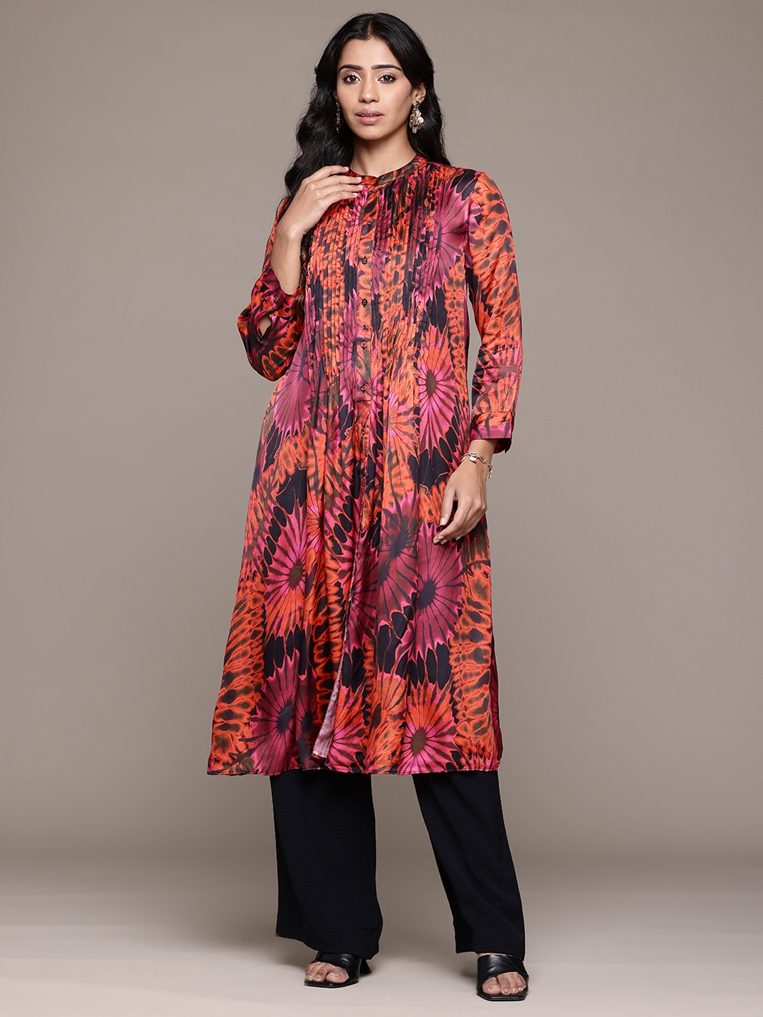 

Ritu Kumar Floral Printed Mandarin Collar Satin Kurta, Maroon