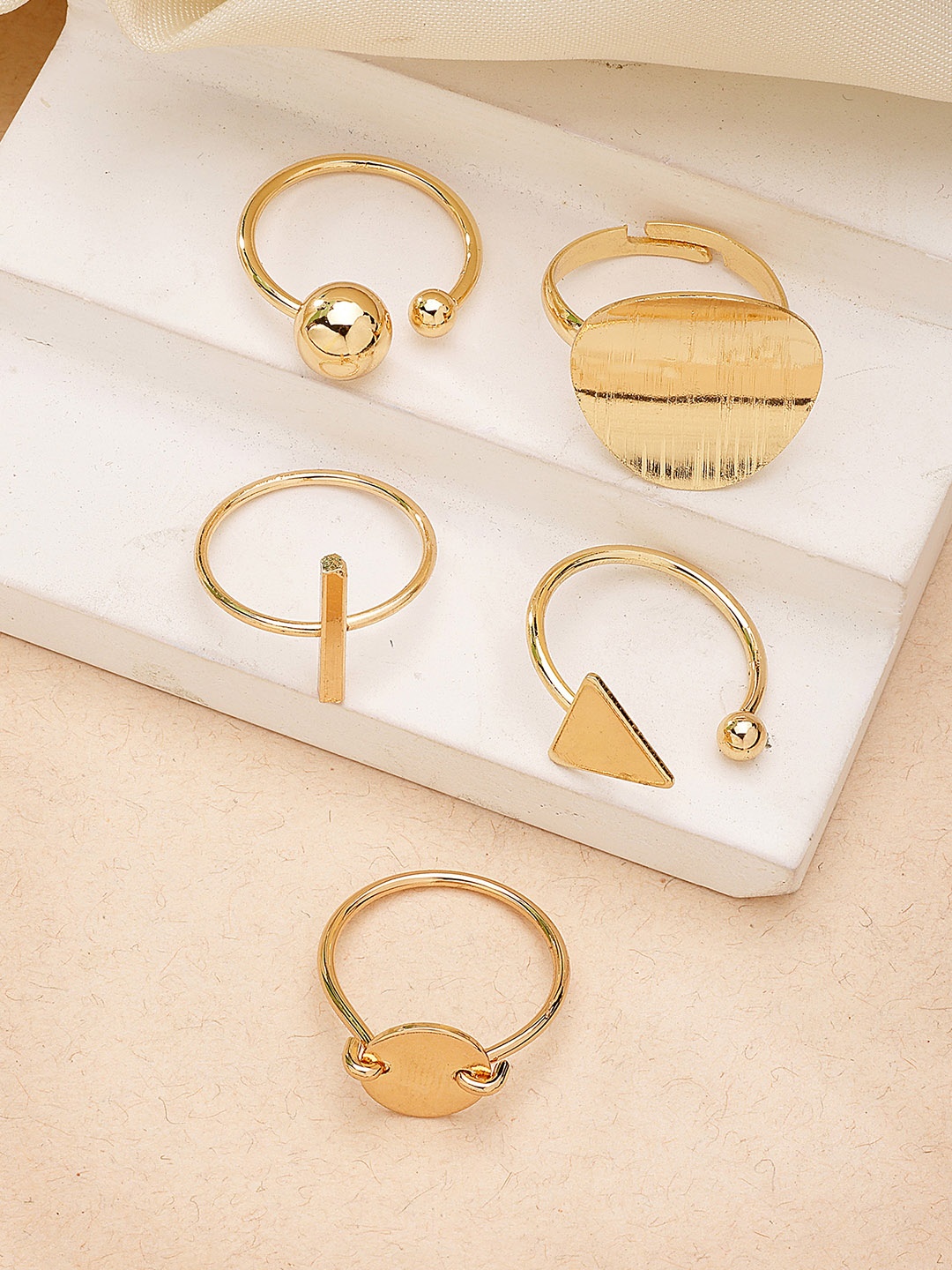 

Bohey by KARATCART Set Of 5 Gold-Plated Finger Rings