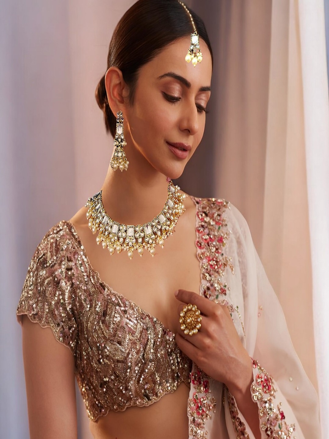 

AccessHer Gold-Plated Necklace With Earrings & Mangtikka, White