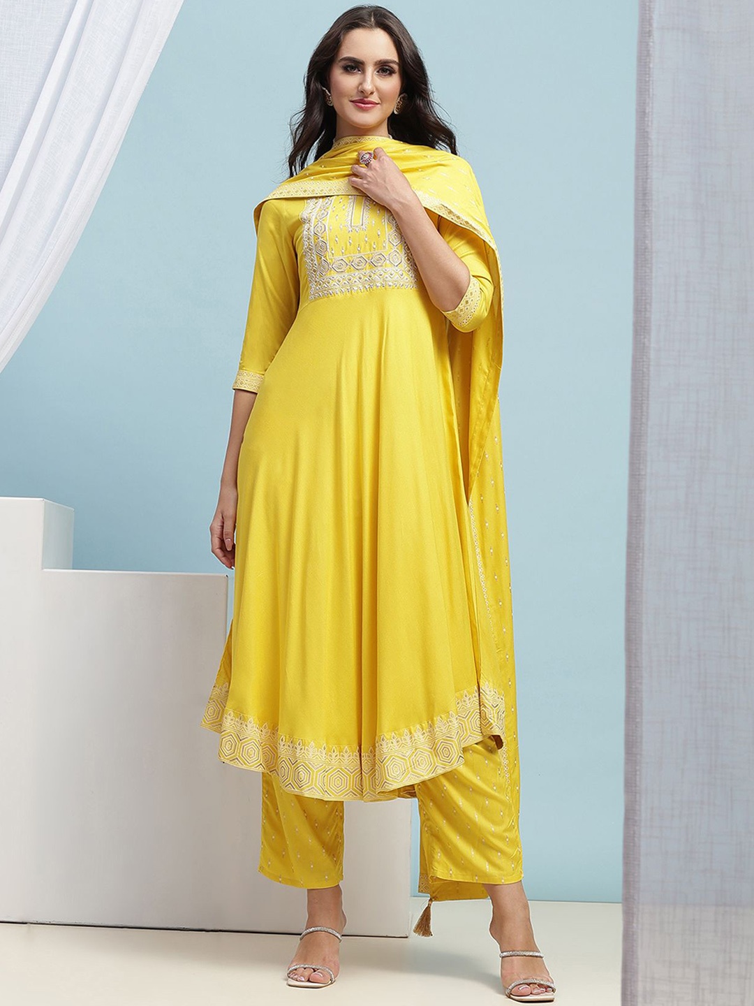 

Khushal K Ethnic Motifs Embroidered Thread Work Kurta with Palazzos & Dupatta, Yellow