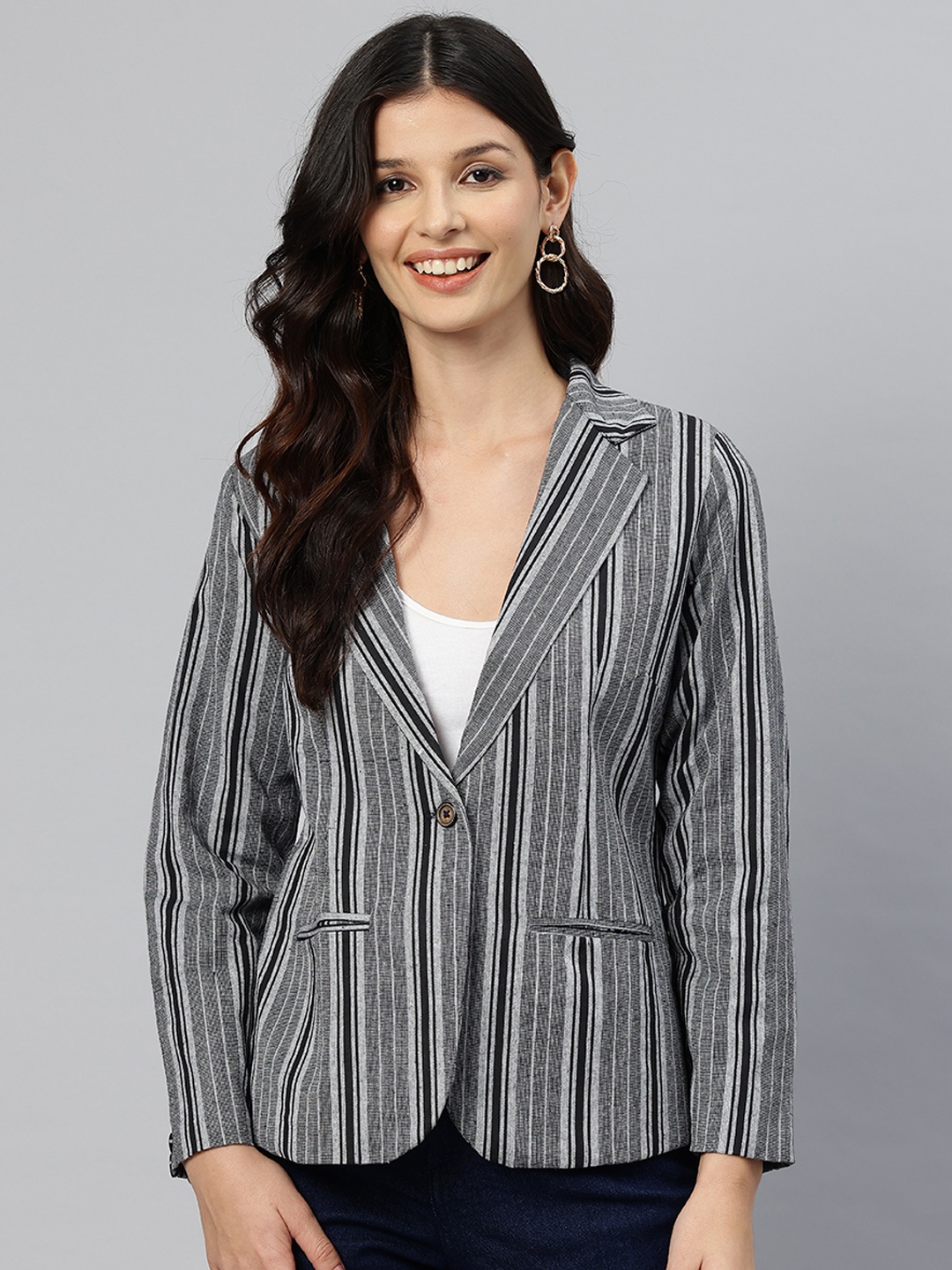 

Cottinfab Striped Single-Breasted Pure Cotton Casual Blazer, Black