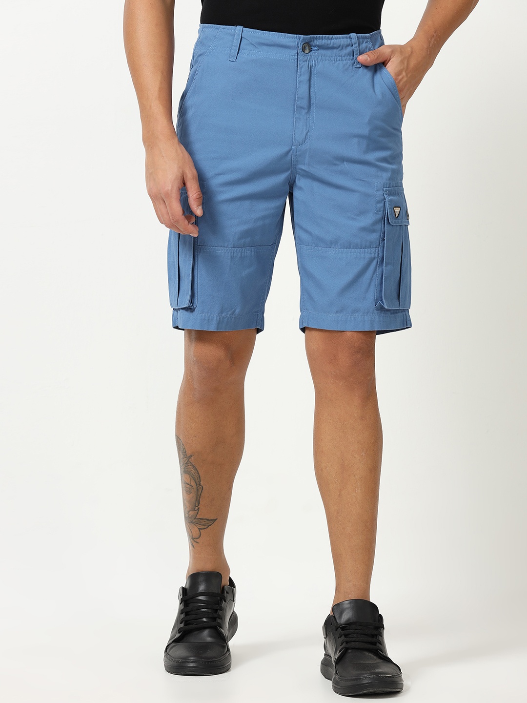 

URBARO Men Low-Rise Cargo Shorts, Blue
