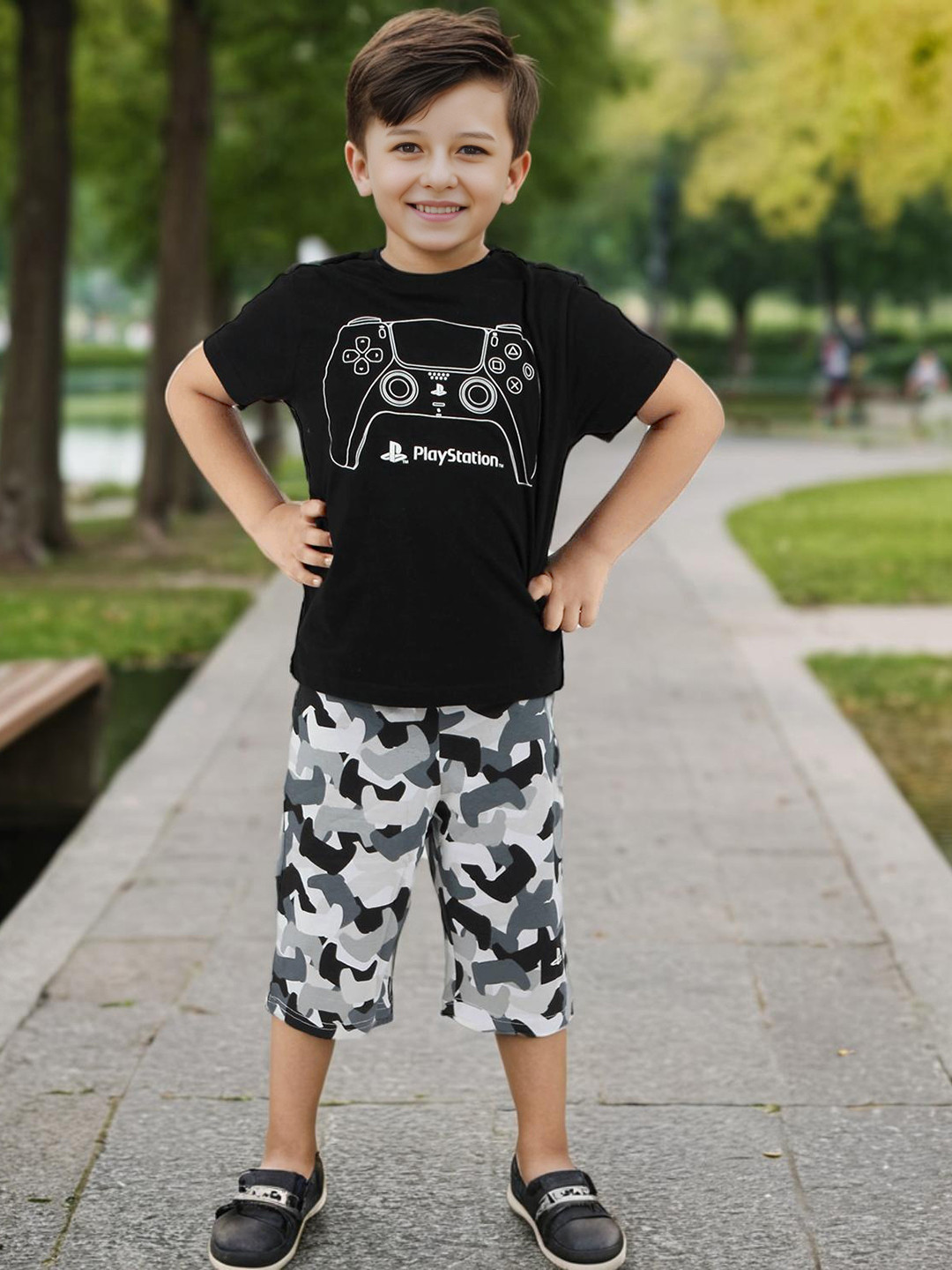 

INCLUD Boys Printed T-shirt with Shorts, Black