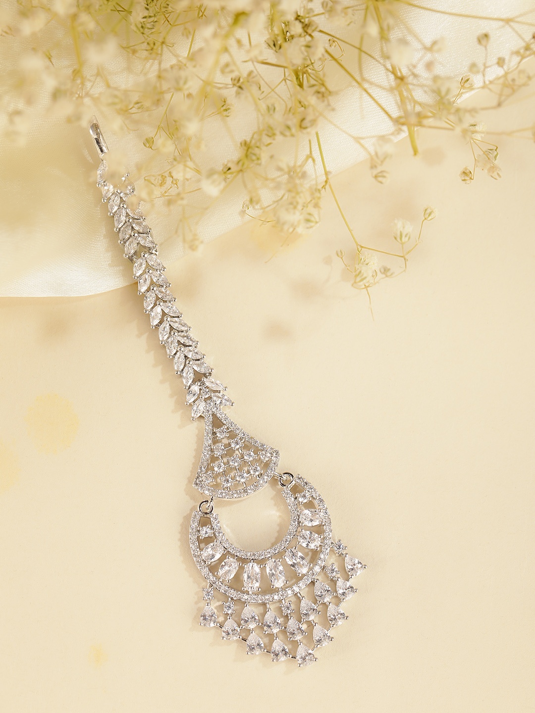 

AARSHVI Silver-Plated American Diamond Studded Maang Tikka