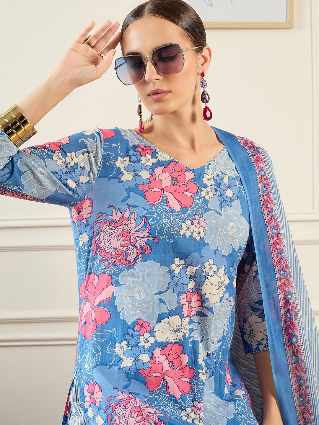 

Indo Era Floral Printed V-Neck Pure Cotton Straight Kurta With Trousers & Dupatta, Blue