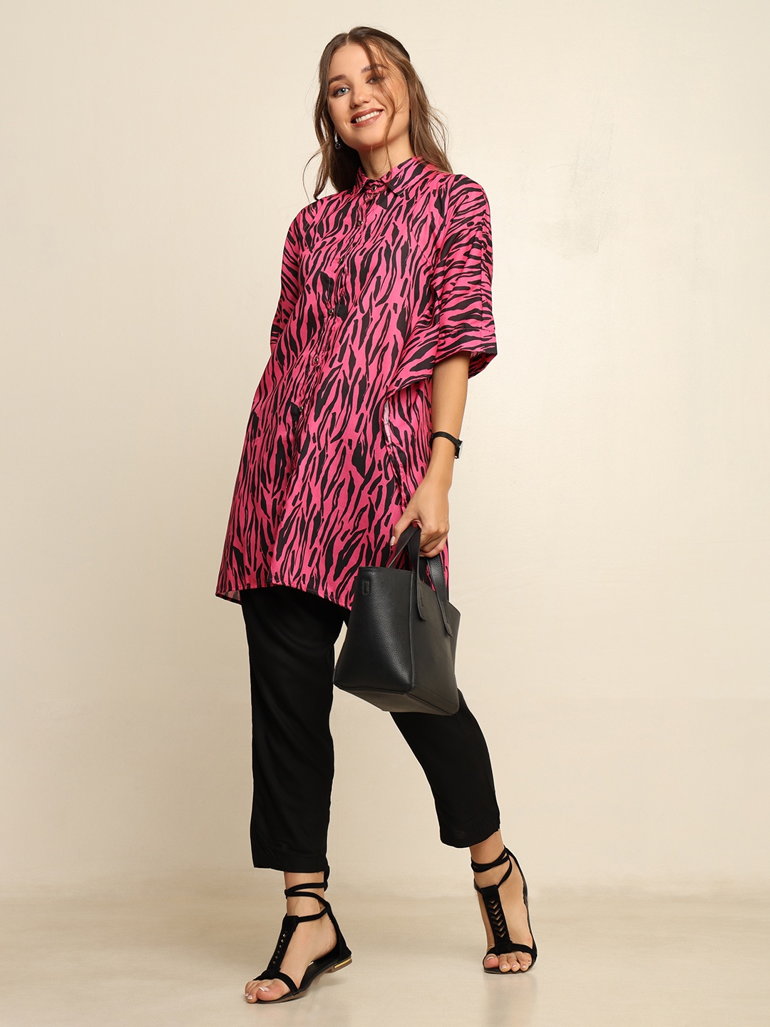 

CRAFTBAZAR Bling Collection Printed Shirt Collar Top With Trouser, Pink
