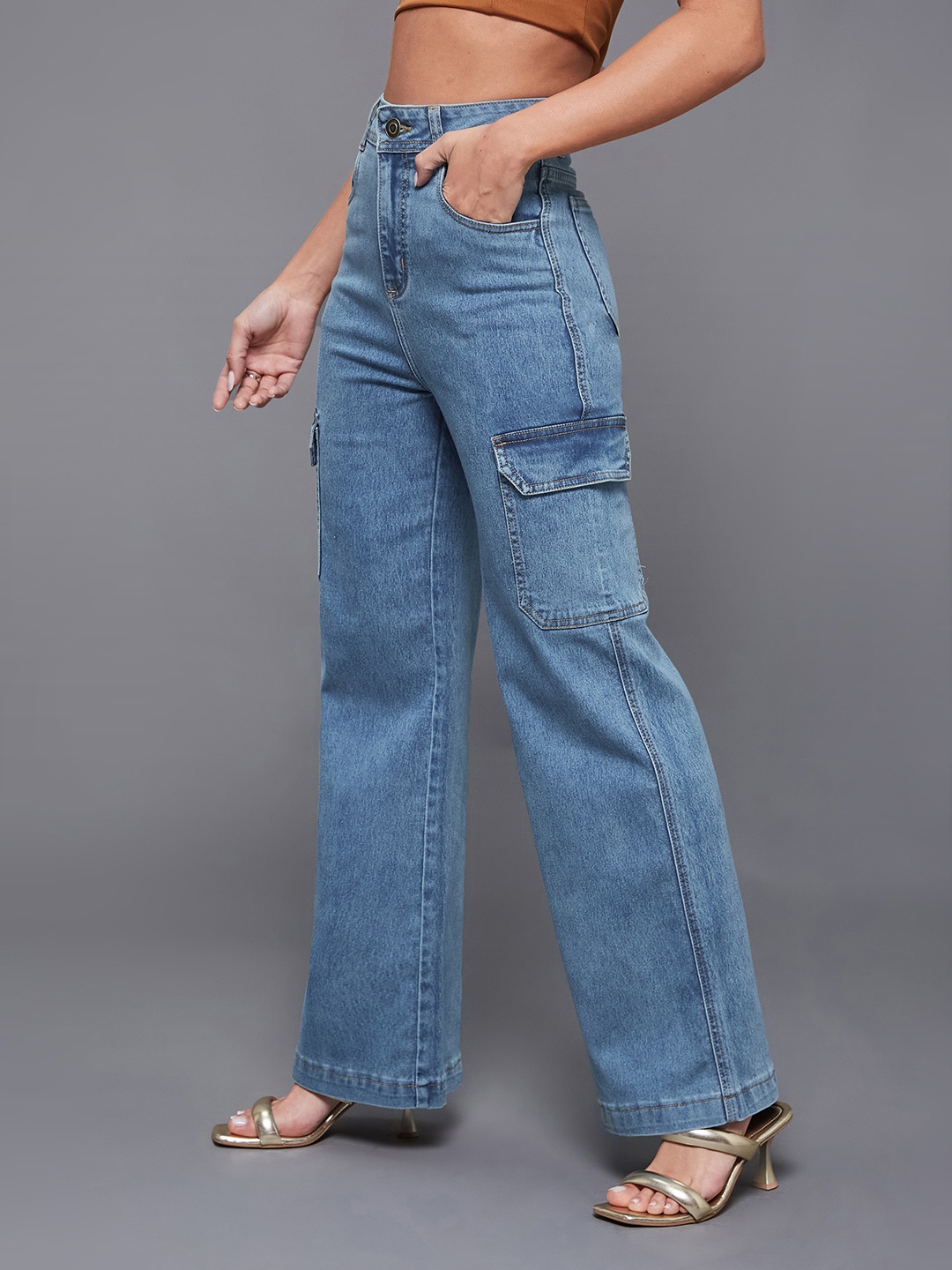 

Miss Chase Women Flared High-Rise Light Fade Stretchable Cargo Jeans, Blue