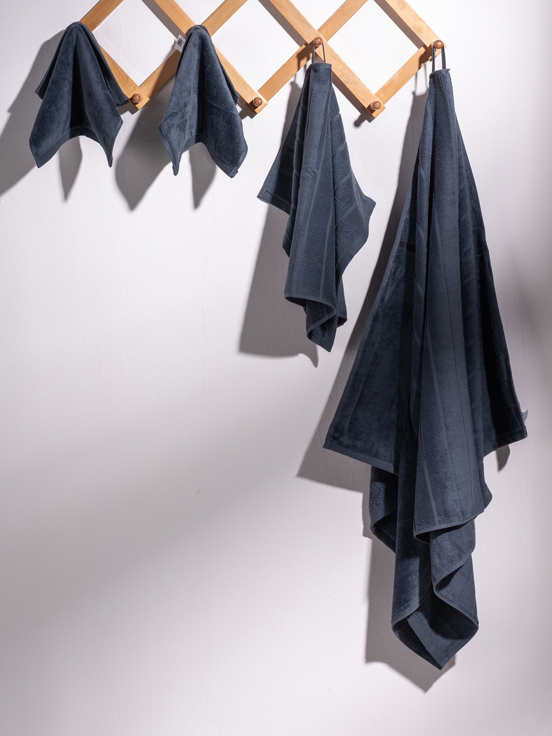 

Damensch Premium Cotton Soft Sheared Terry Better-Basic Towels Set, Grey