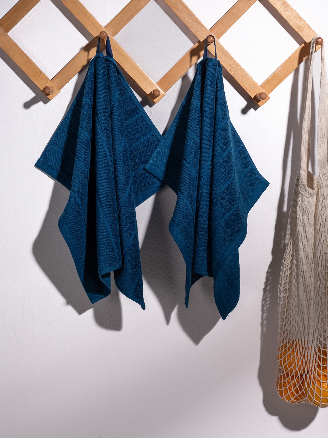 

DAMENSCH Premium Cotton Soft Sheared Terry Better-Basic Hand Towel Set, Blue