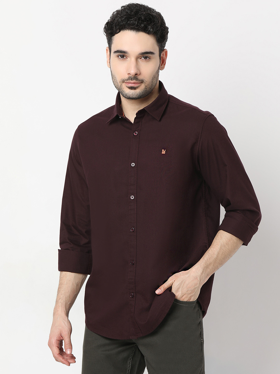 

SPYKAR Slim Fit Opaque Casual Shirt, Maroon