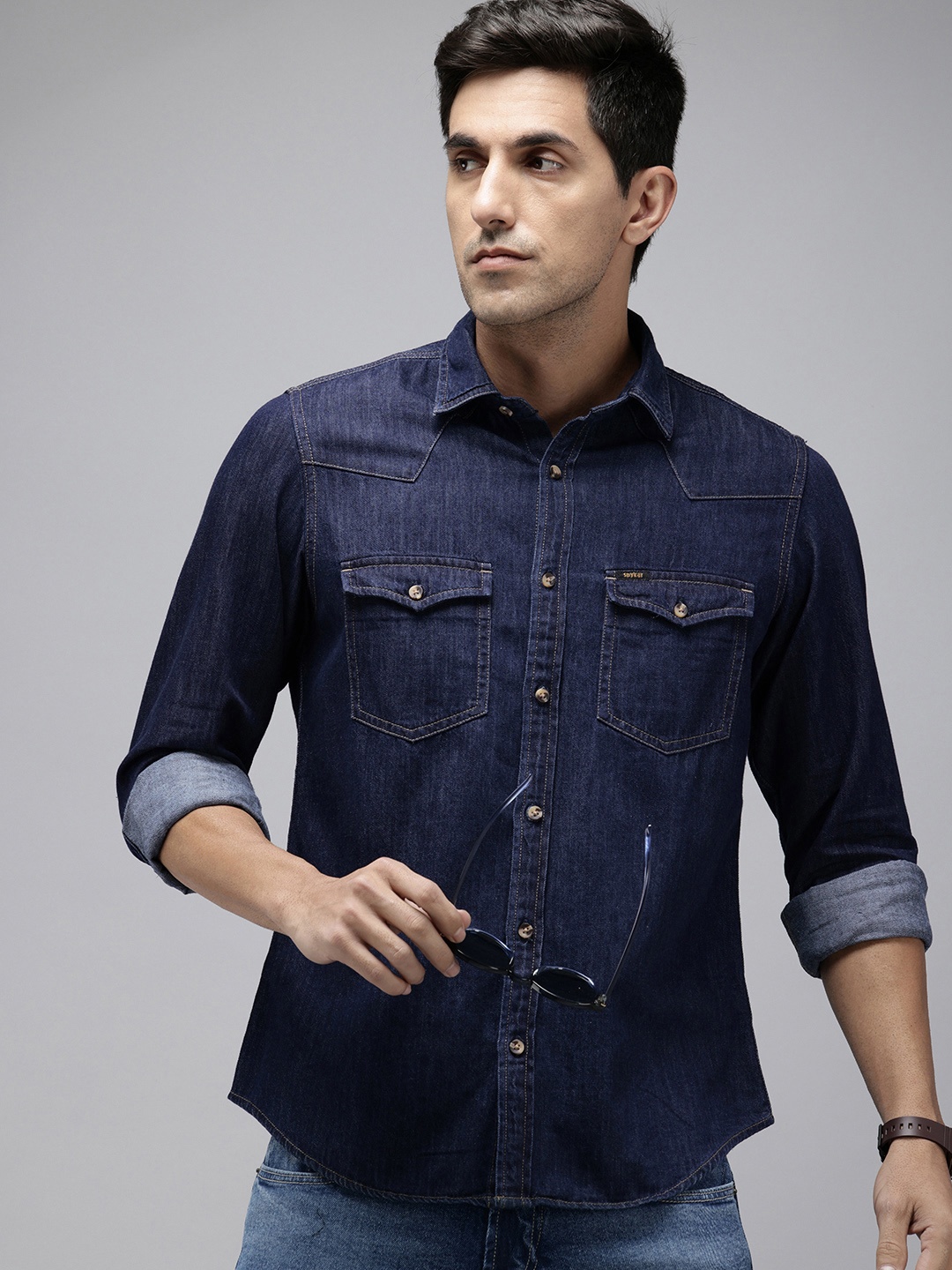 

SPYKAR Pure Cotton Slim Fit Chambray Casual Shirt, Blue