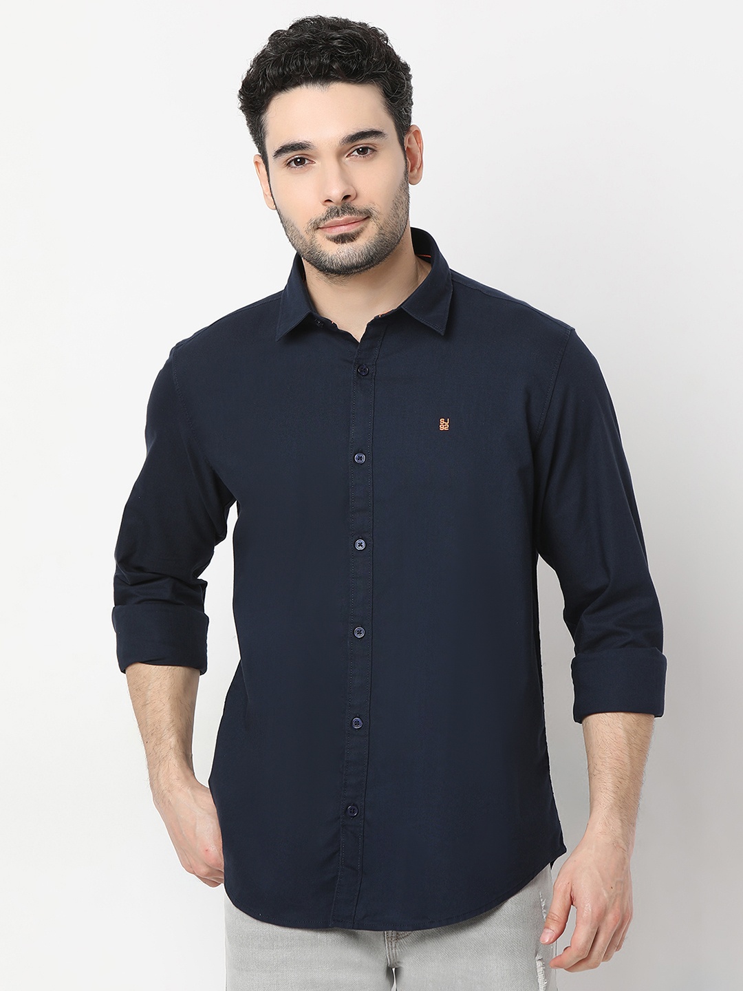 

SPYKAR Pure Cotton Slim Fit Opaque Casual Shirt, Navy blue