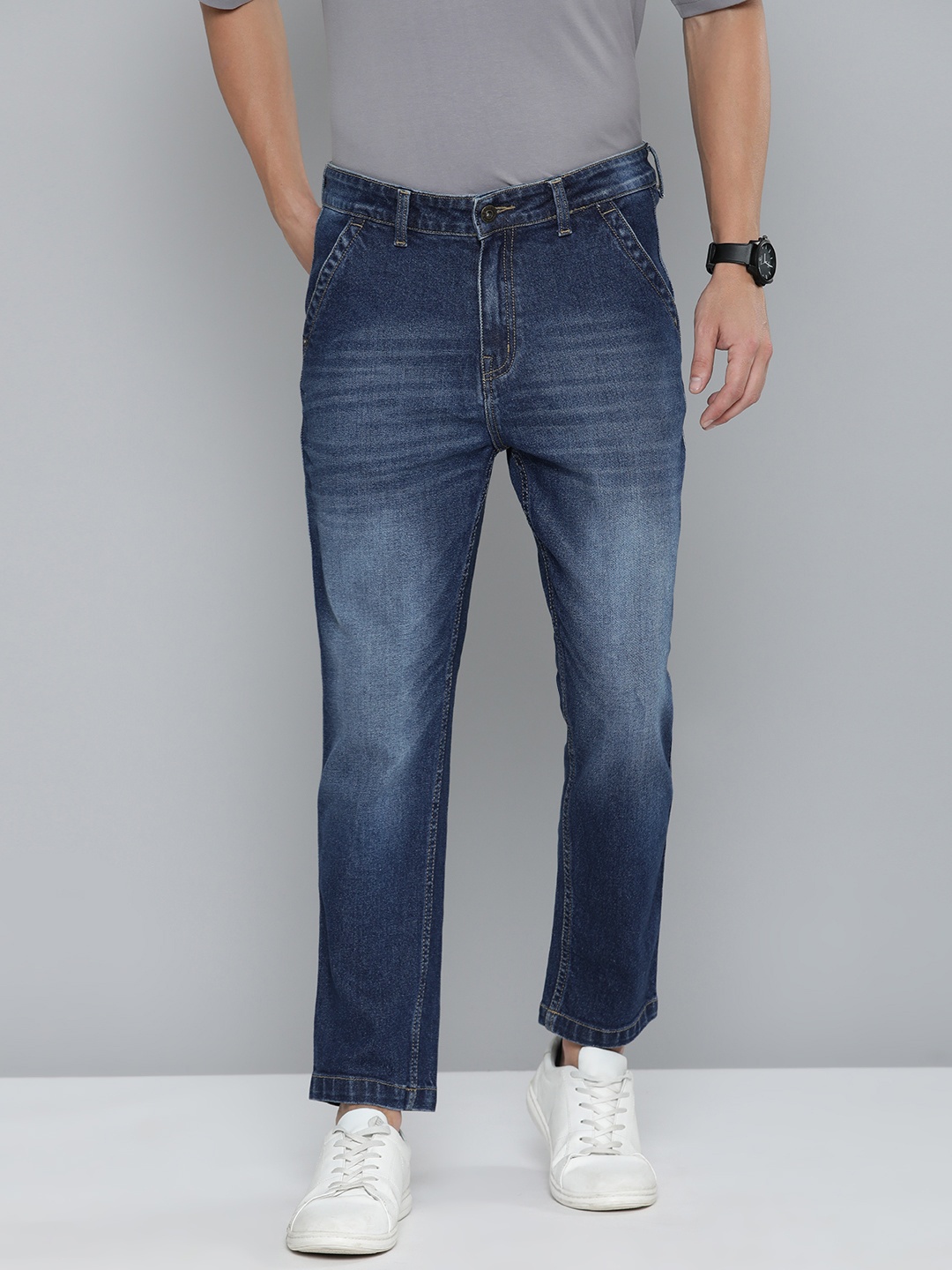 

R.Code by The Roadster Life Co. Men Relaxed Fit Light Fade Jeans, Navy blue