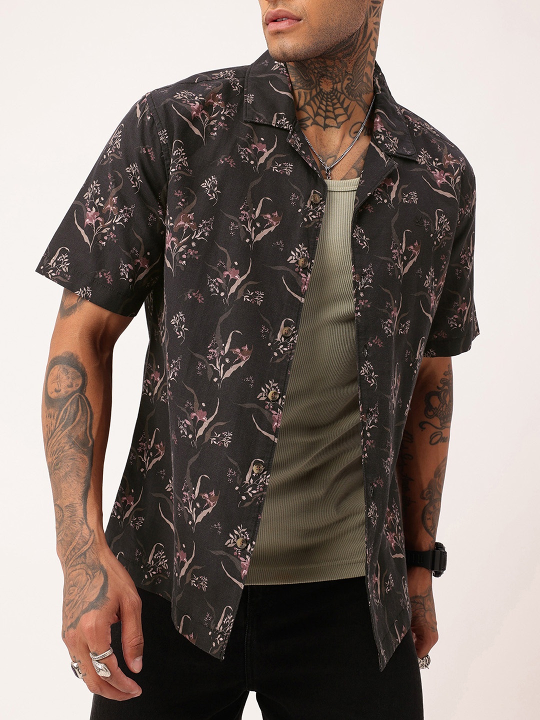 

WROGN Urban Cool Floral Printed Relaxed Fit Shirt, Black