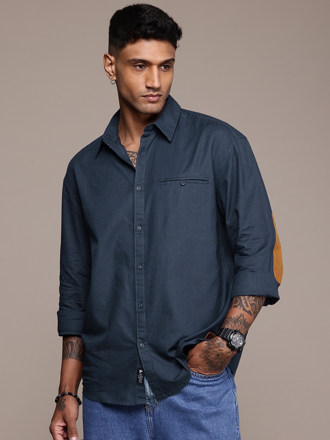 

The Roadster Life Co. Relaxed Fit Drop-Shoulder Sleeves Pure Cotton Casual Shirt, Navy blue