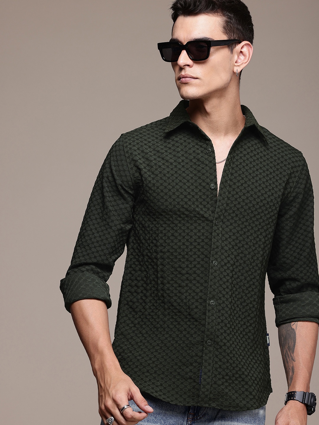 

The Roadster Life Co. Self Design Textured Casual Shirt, Olive