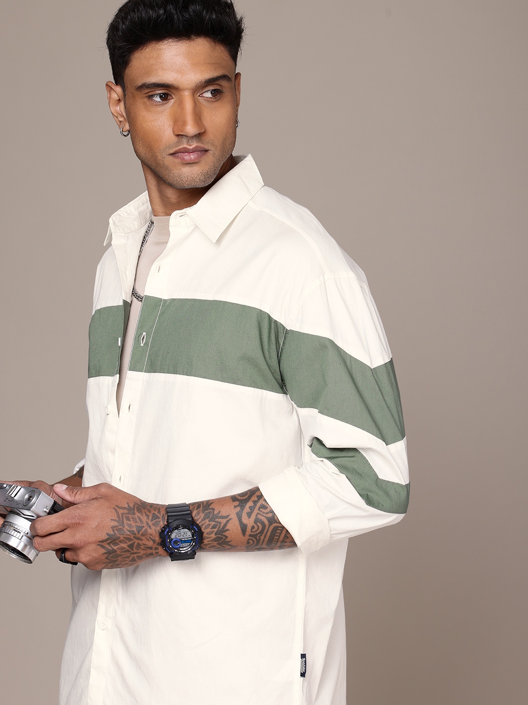 

The Roadster Life Co. Pure Cotton Colourblocked Drop-Shoulder Relaxed Fit Casual Shirt, Off white