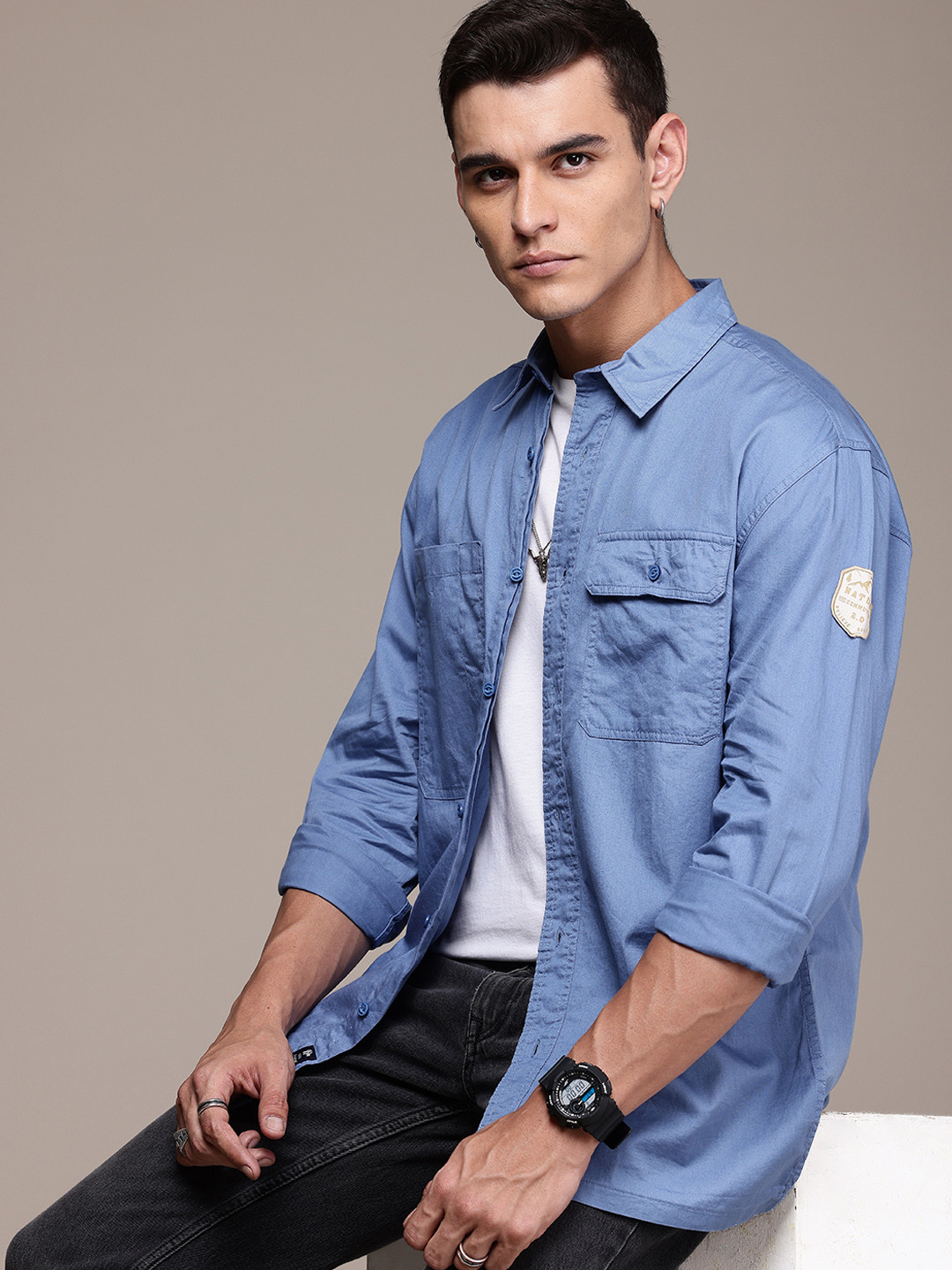 

The Roadster Life Co. Relaxed Fit Minimal Applique Detail Opaque Pure Cotton Casual Shirt, Blue