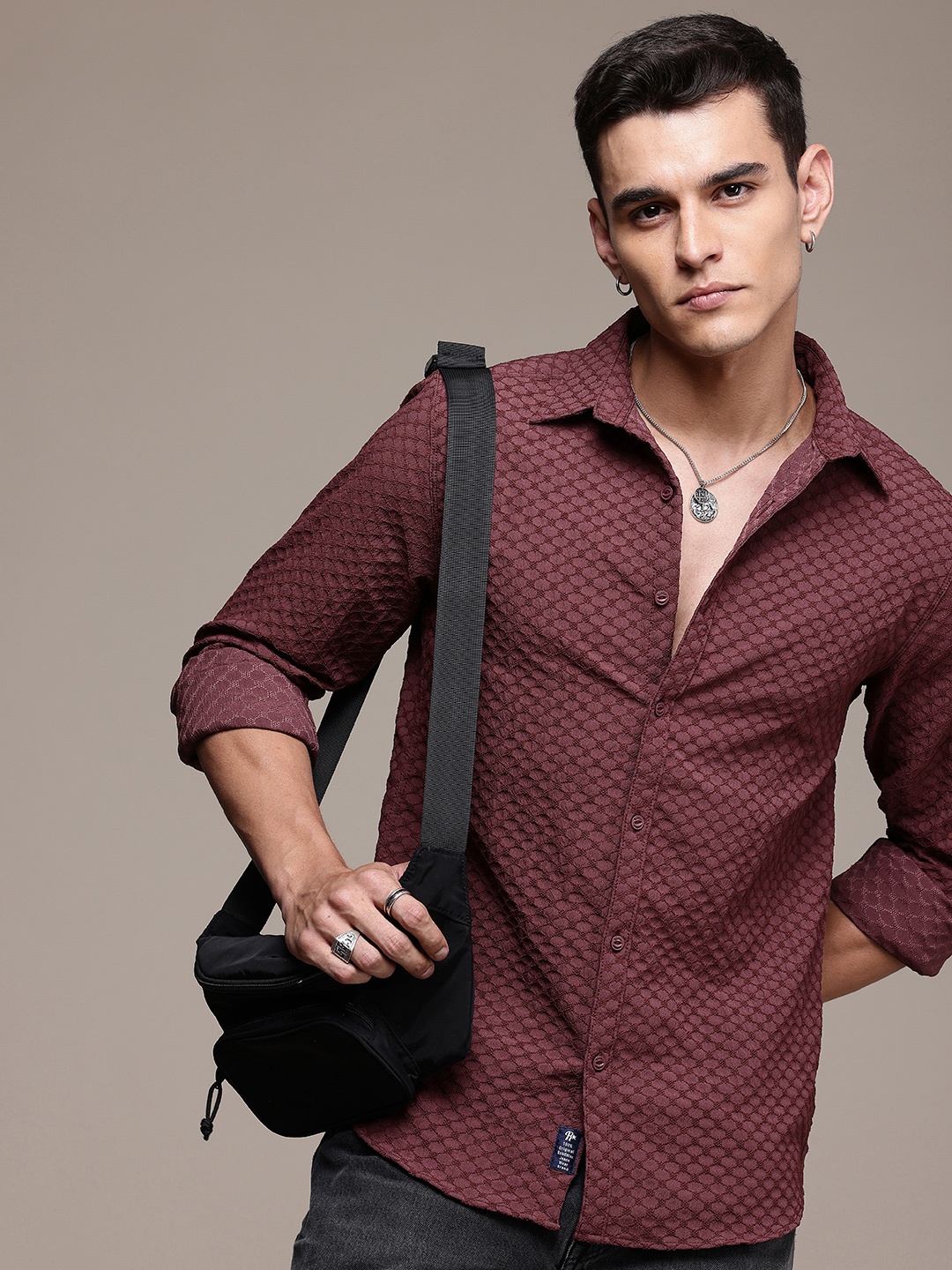 

The Roadster Life Co. Self Design Textured Casual Shirt, Maroon