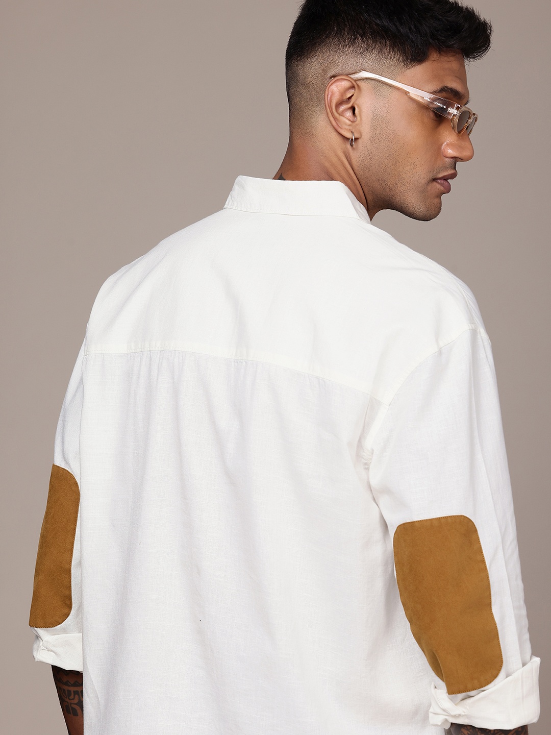 

The Roadster Life Co. Relaxed Fit Drop-Shoulder Sleeves Pure Cotton Casual Shirt, Off white