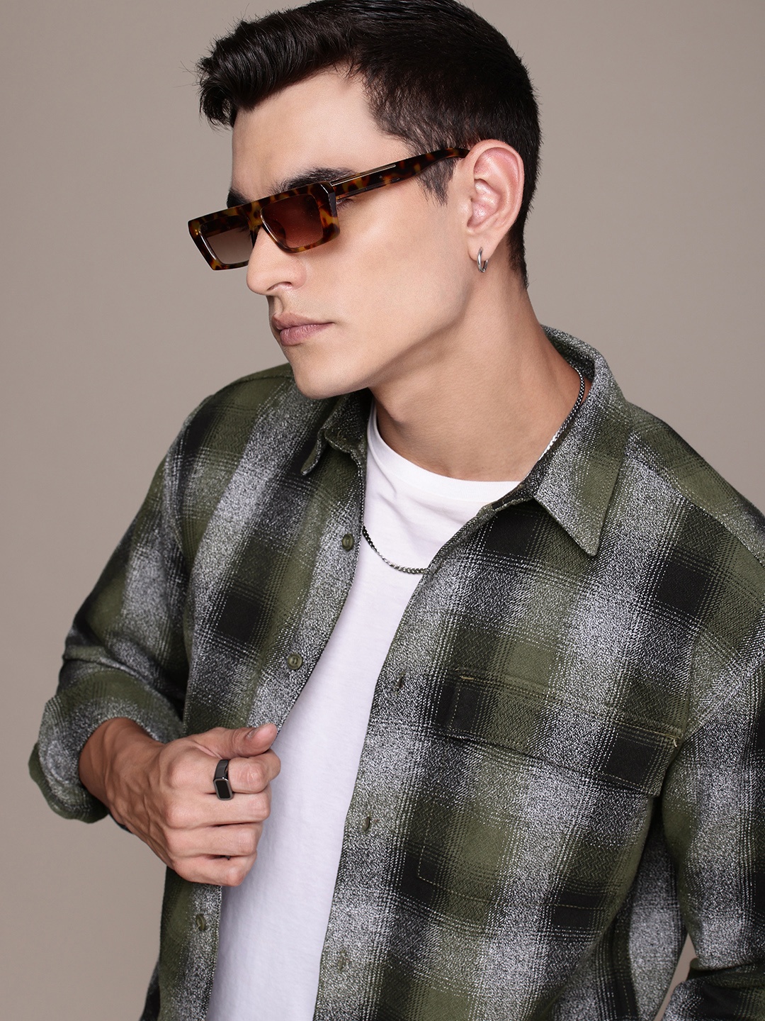 

The Roadster Life Co. Checked Relaxed Fit Casual Shacket, Olive