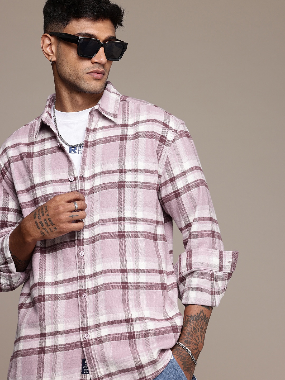 

The Roadster Life Co. Checked Pure Cotton Relaxed Fit Casual Shirt, Pink