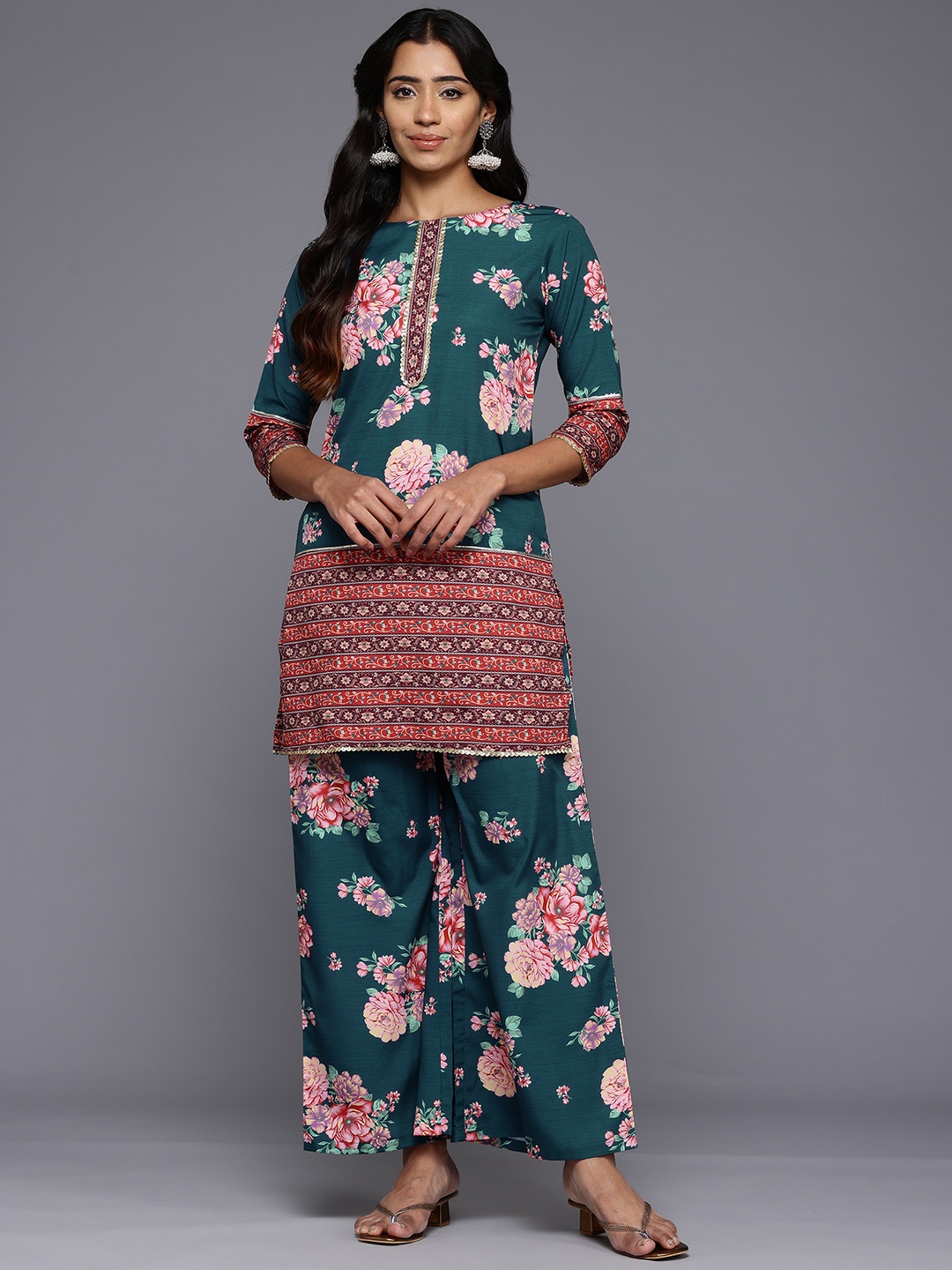 

Ahalyaa Floral Printed Tunic With Palazzos, Green