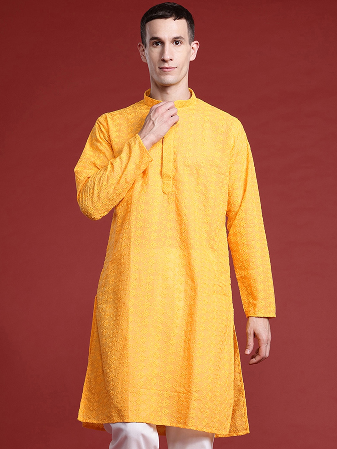 

MANQ Men Floral Embroidered Chikankari Pure Cotton Kurta with Pyjamas, Yellow