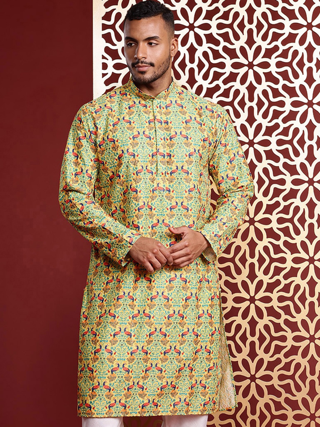 

MANQ Men Ethnic Motifs Embroidered Chikankari Pure Cotton Kurta with Churidar, Green