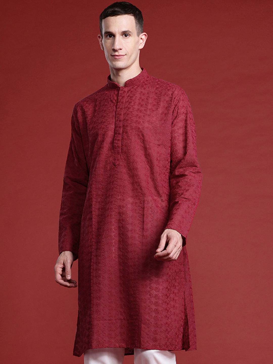 

MANQ Men Floral Embroidered Chikankari Pure Cotton Kurta with Pyjamas, Maroon