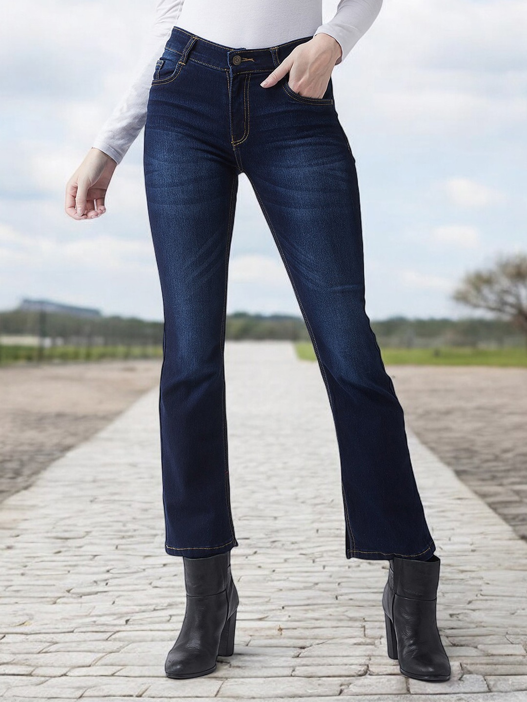 

DressBerry Women Bootcut Mid Rise Regular Length Denim Stretchable Jeans, Blue