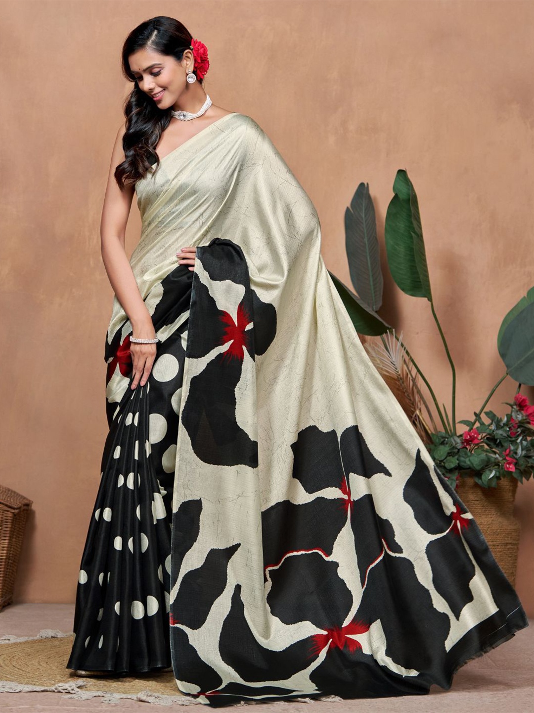 

Kalini Womne's Art Silk Printed and Polka Dot Saree With Blouse Piece, Black