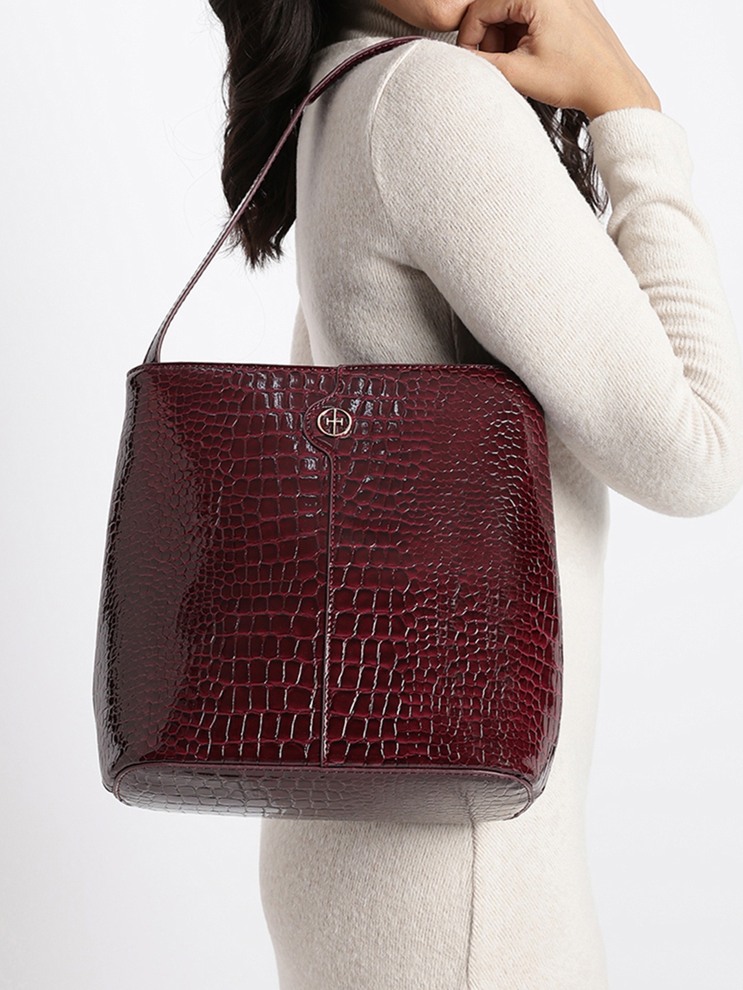 

IRTH Phoebe Animal Textured Structured Shoulder Bag, Burgundy