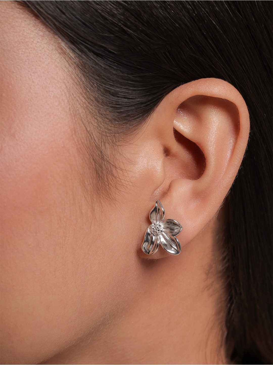 

STERLYN Floral Studs Earrings, Silver