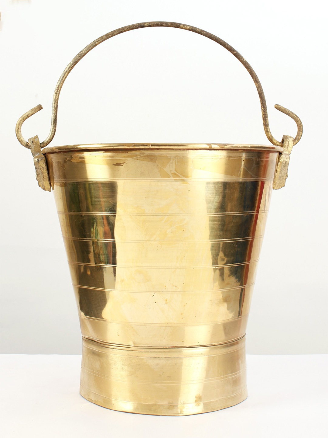 

Exotic India Gold-Toned Textured Brass Bucket Pooja Essentials, Yellow