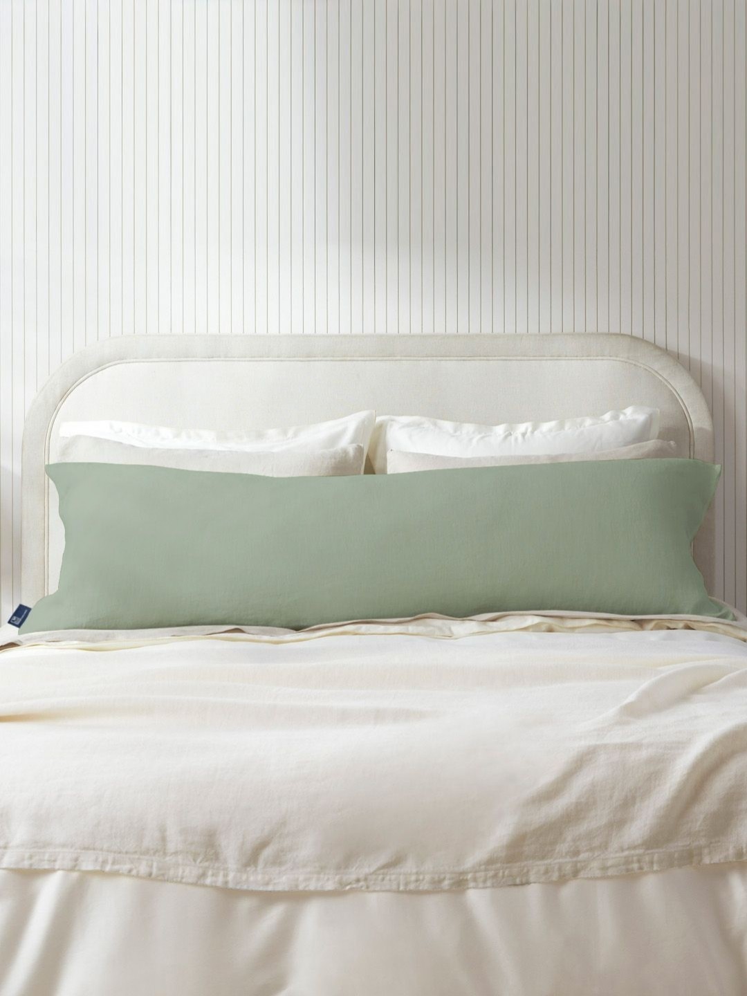 

THE WOOD WHITE Lime Green Fibre Filled Polycotton Breathable Maternity Pillow