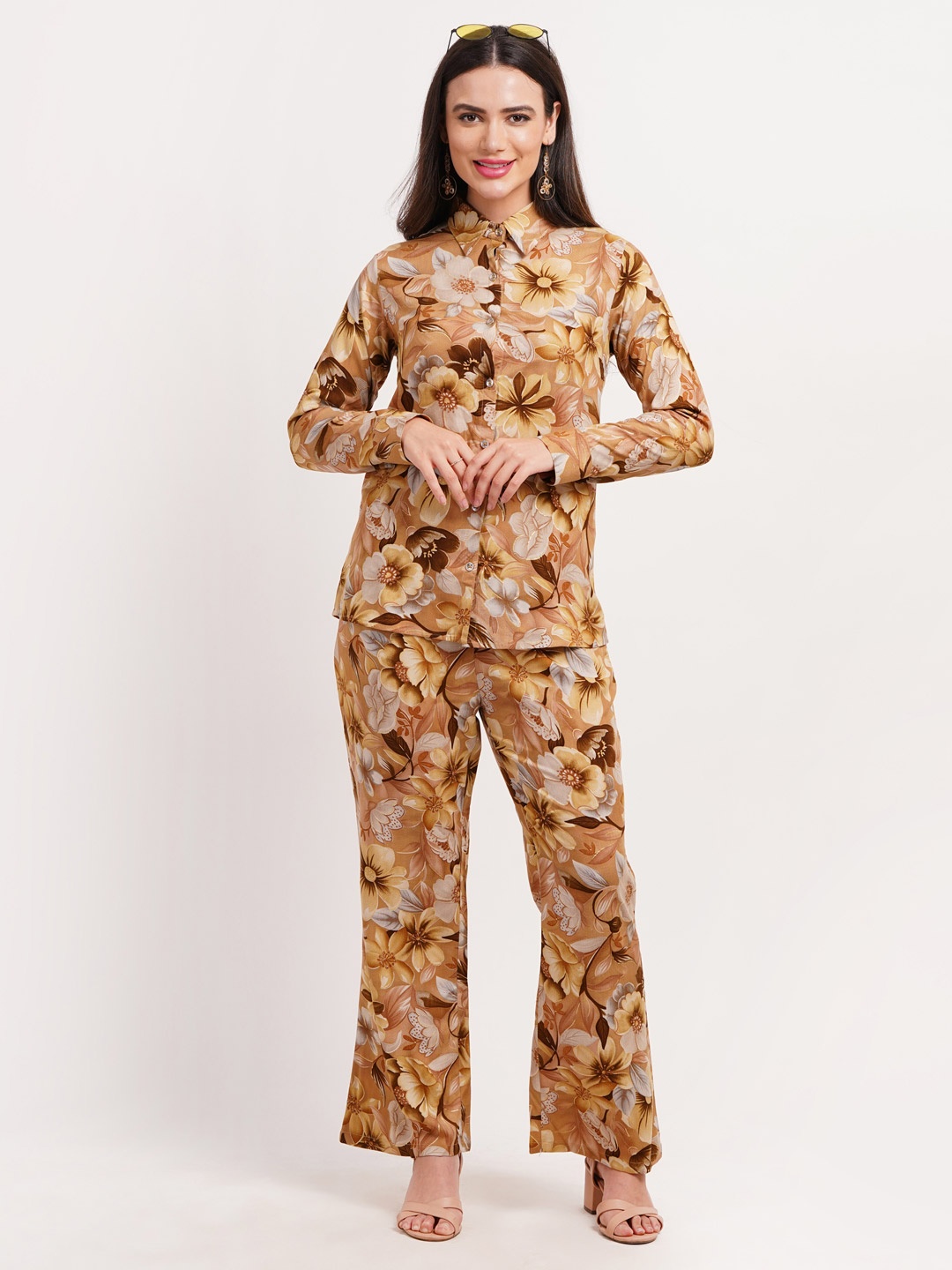 

FIMS Floral Printed Shirt With Trousers, Beige