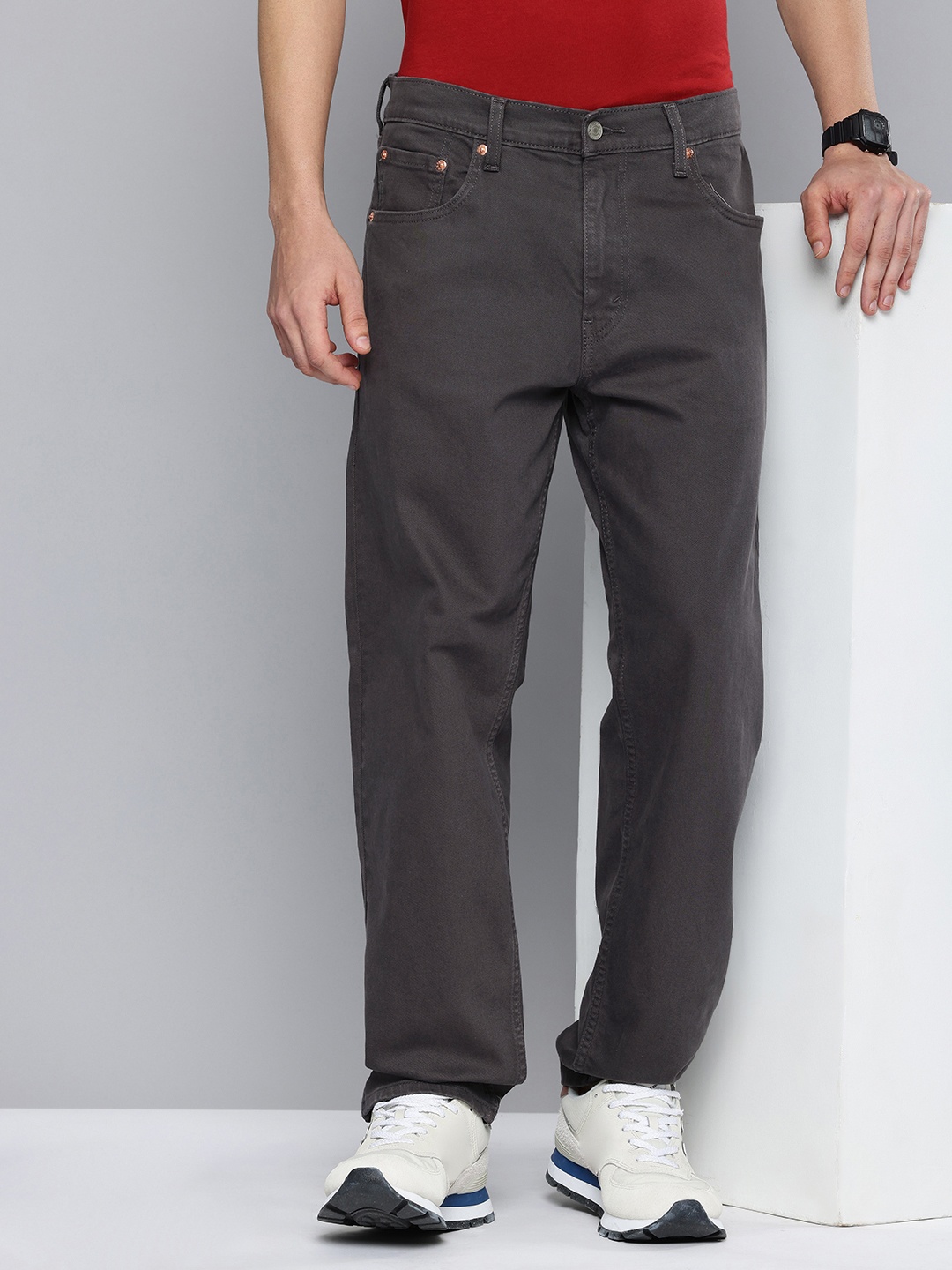 

Levis Men 550'92 Relaxed Fit Light Fade Stretchable Jeans, Grey