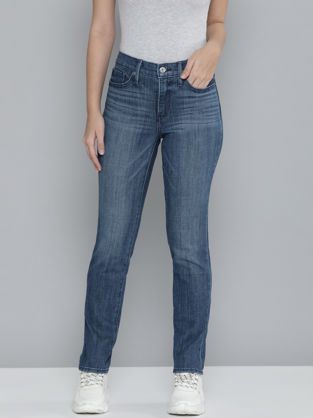 

Levis Women 312 Slim Fit Light Fade Stretchable Jeans, Blue