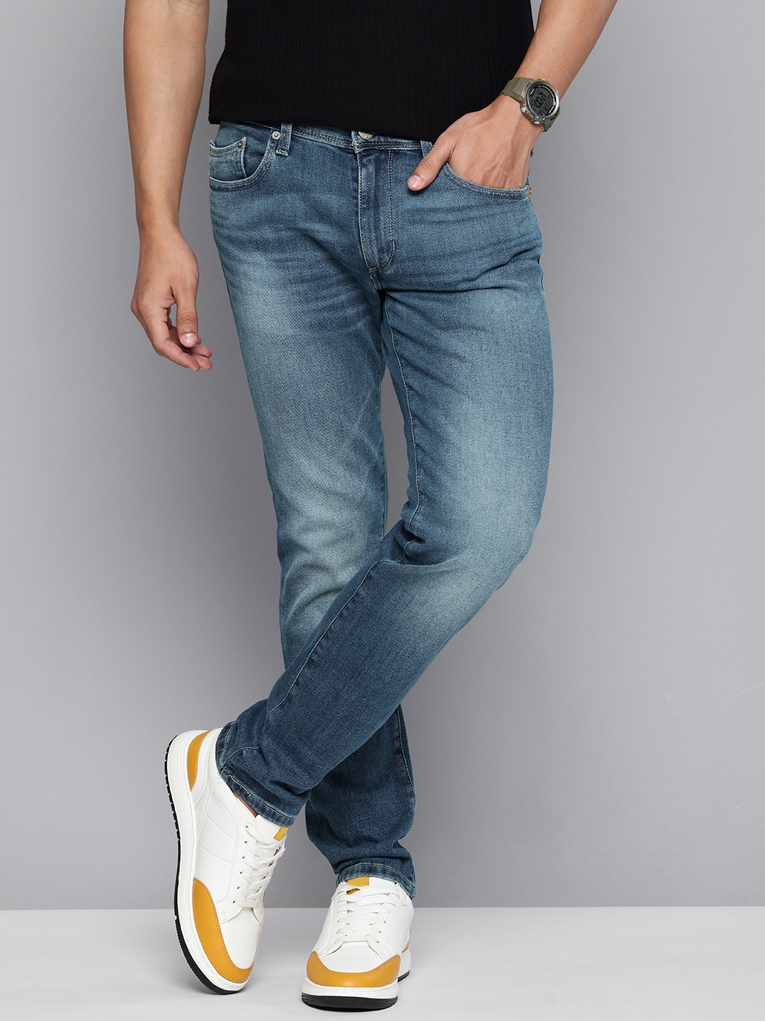 

Levis Men 511 Slim Fit Heavy Fade Stretchable Jeans, Blue