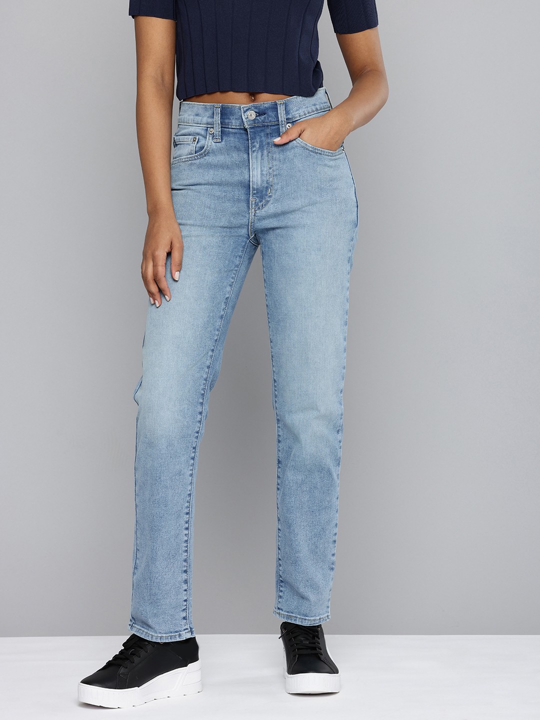 

Levis Women 724 Slim Straight Fit Heavy Fade Stretchable Jeans, Blue