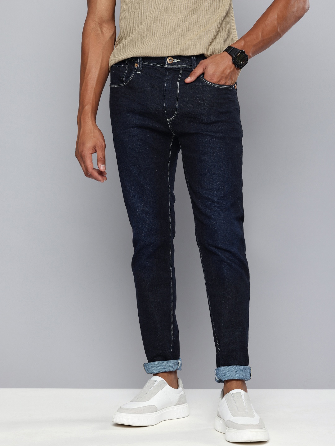 

Levis Men 512 Slim Tapered Fit Stretchable Jeans, Navy blue