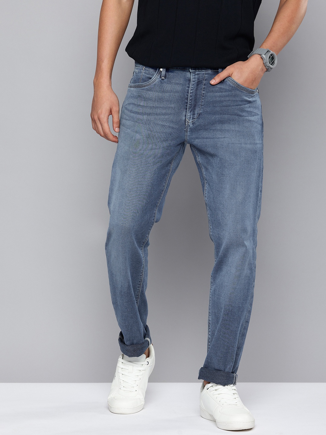

Levis Men 511 Slim Fit Light Fade Stretchable Jeans, Blue