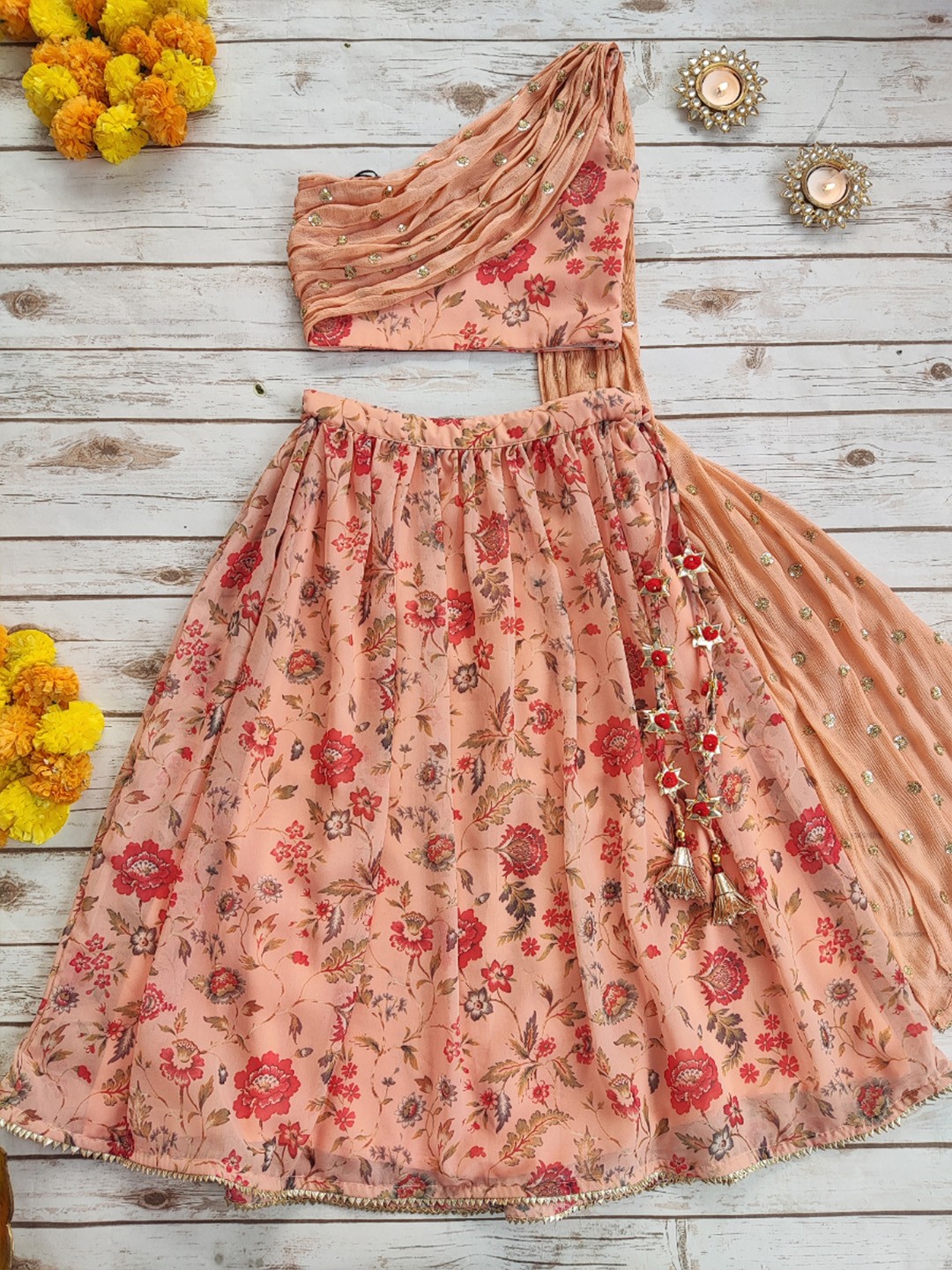 

LABEL KANUPRIYA Girls Printed Ready to Wear Lehenga & Blouse With Dupatta, Peach