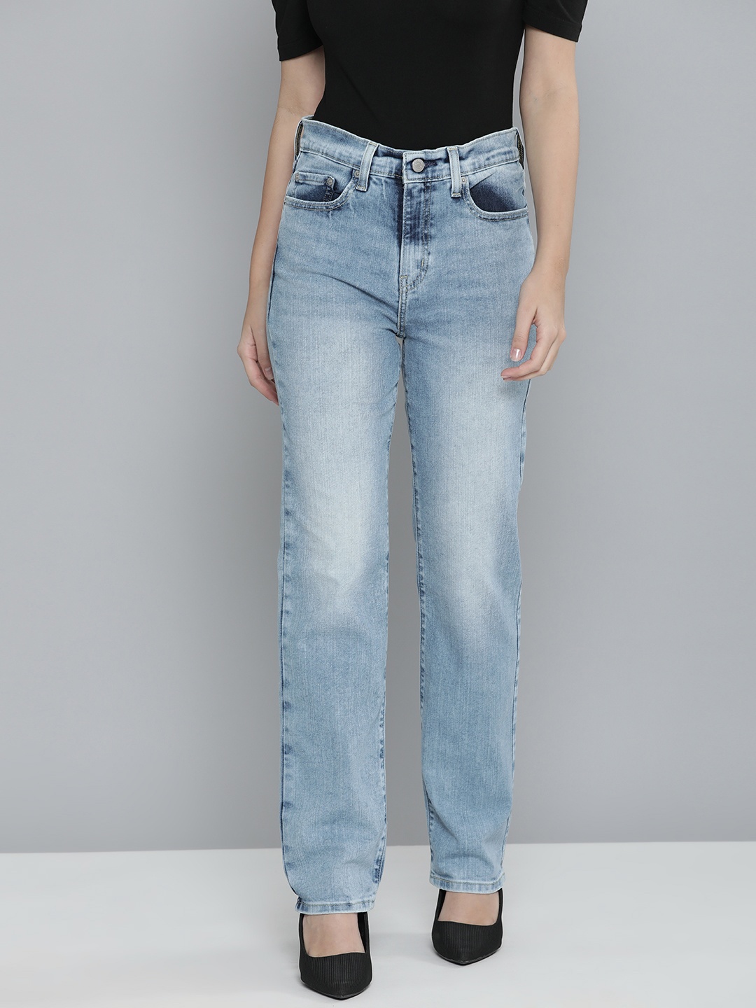 

Levis Women Slim Straight Fit Light Fade Stretchable Jeans, Blue