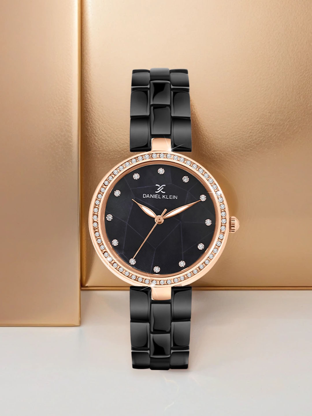 

Daniel Klein Women Dial & Stainless Steel Bracelet Style Straps Analogue Watch DK.1.14019-1, Black