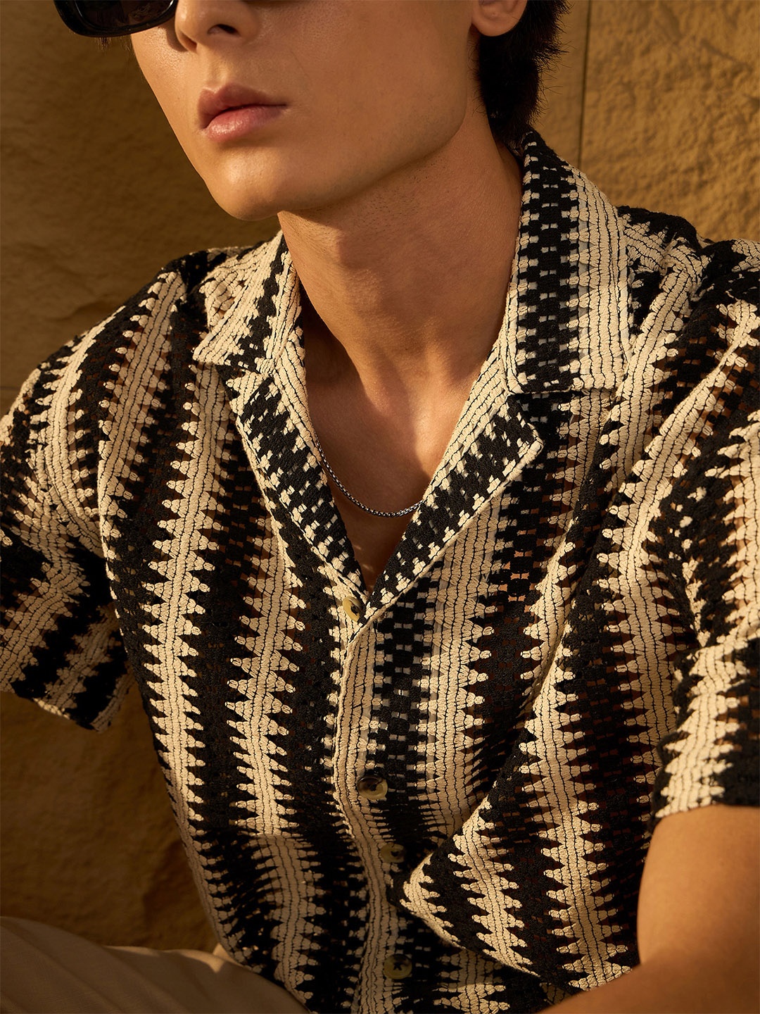 

DENNISON Men Zig Zag Pattern Oversized Crochet Shirt, Cream
