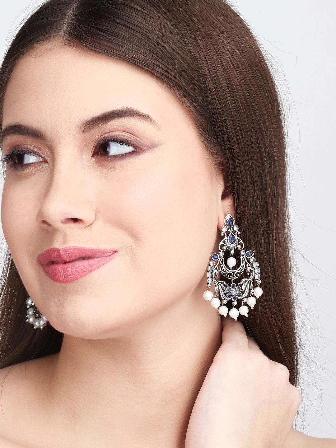 

Anvik Silver Plated Contemporary Chandbalis